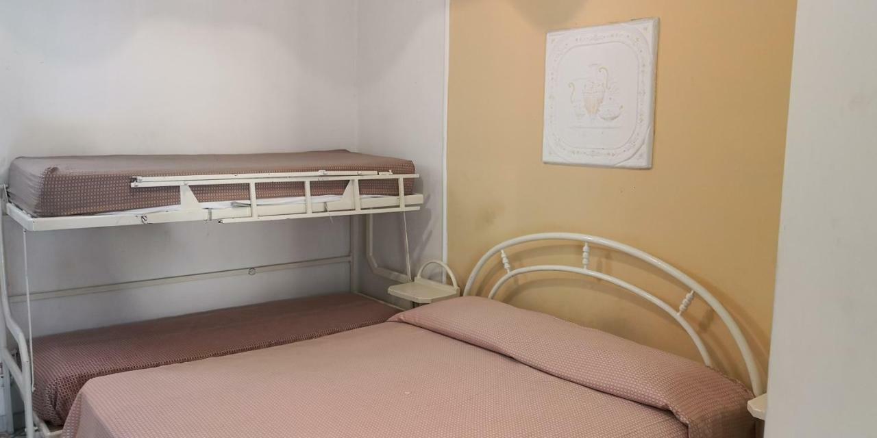 Villaggio "Camping Pompei" Bungalow Zimmer foto